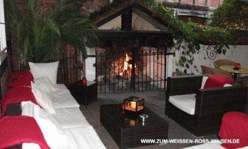 Hotel Zum Weissen Ross Winsen  Extérieur photo