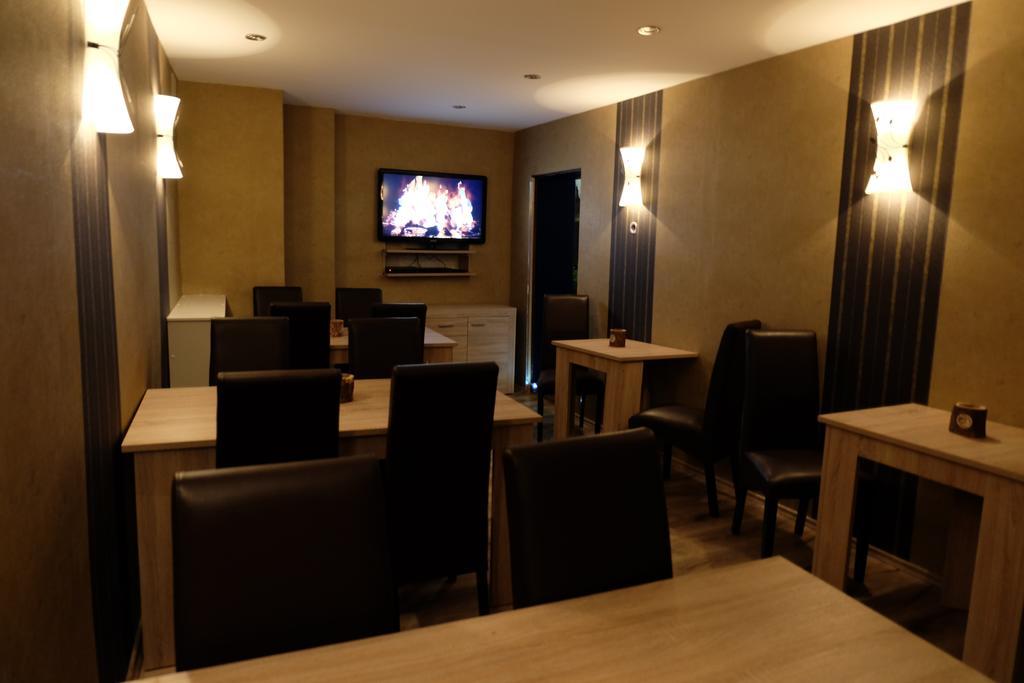 Hotel Zum Weissen Ross Winsen  Extérieur photo