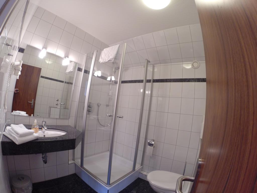 Hotel Zum Weissen Ross Winsen  Extérieur photo
